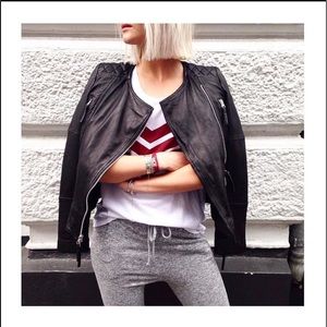 JUNE 7.2 Size XS Designer Cap Sleeve T-Shirt 3 V-Stripe’s ~HAYDEN LOGO CALI TEE